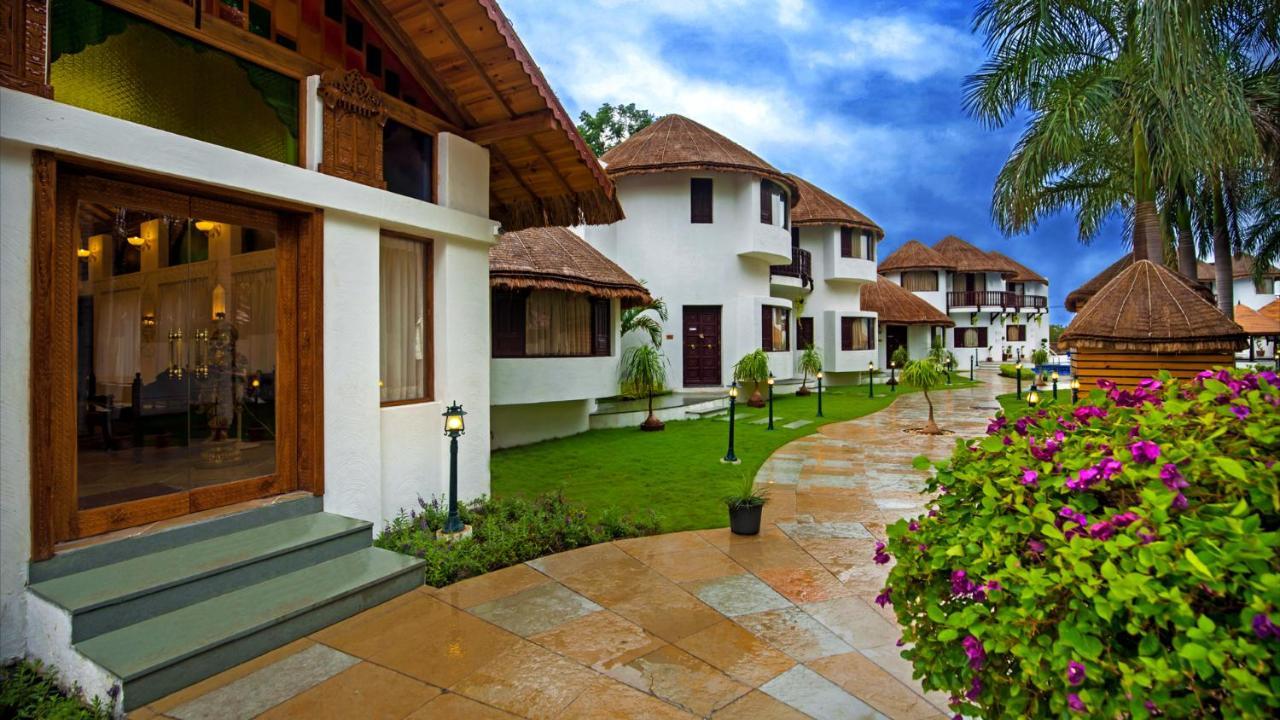 Nirali Resorts Rajkot Exterior photo